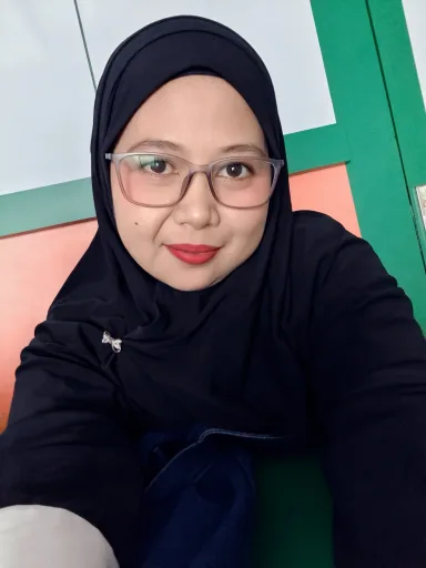 Yulia Fitriani, S.Pd.